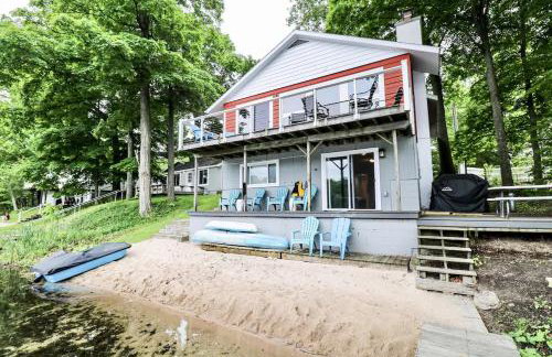 Bryan Lake Oasis in Downtown Lake Ann - Foto 5