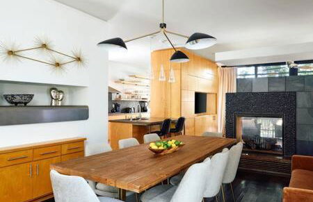 Chic 4BR with Fenced Yard, Walk to Dining, Parking, 5 Mins to Nissan Stadium, Less than 10 Mins to Broadway, Workspace, Parking, 24 Hr Hospitality, Great for Families - Foto 3