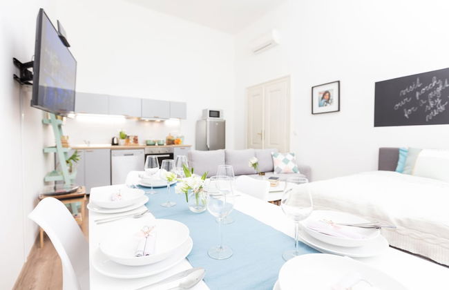 CHILL Apartments - Photo 29