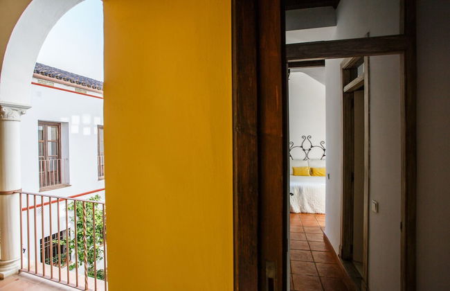 Apartamentos Los Patios de la Judería - Photo 26