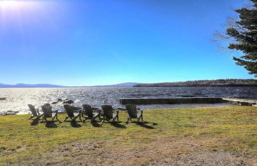 Gingerbread House on Mooselookmeguntic Lake - Photo 32
