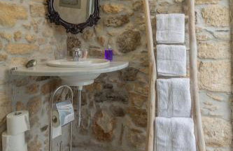 Iliopetra House - Photo 24