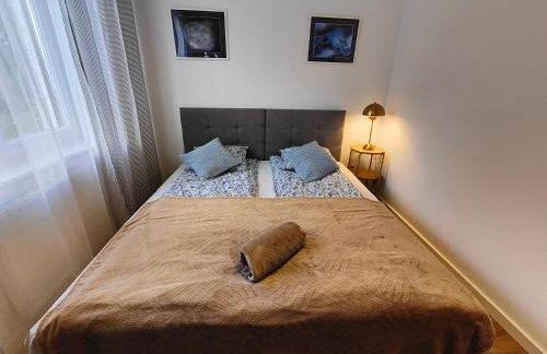 Apartament Bursztynowy Jantar 2 pokojowy z ogrodzonym tarasem przy nadmorskim lesie - Foto 19