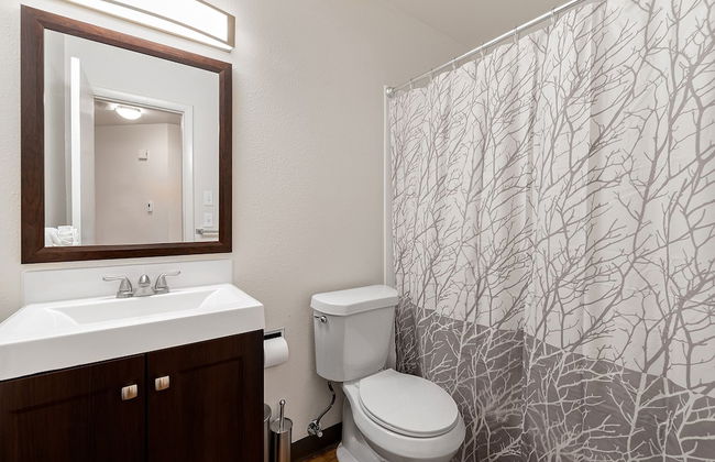 Stylish Getaway W/ Designer Touches - Free Bikes - Foto 7