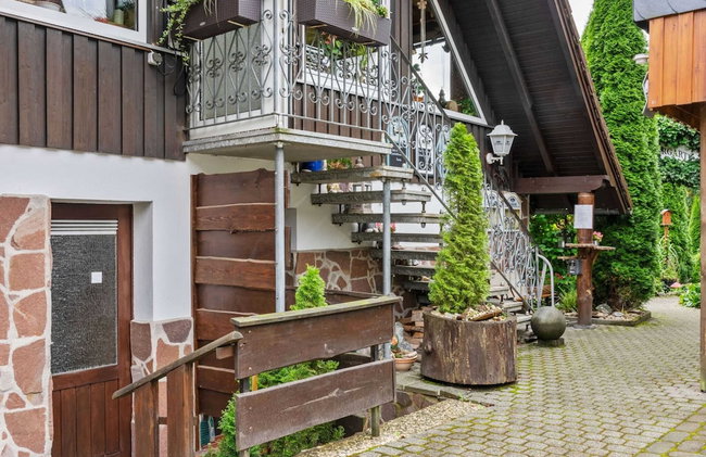 Rustic Holiday Home With Balcony - Foto 29