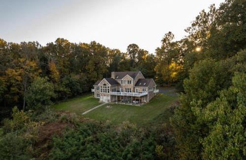 River Haven with Hot Tub - Foto 67