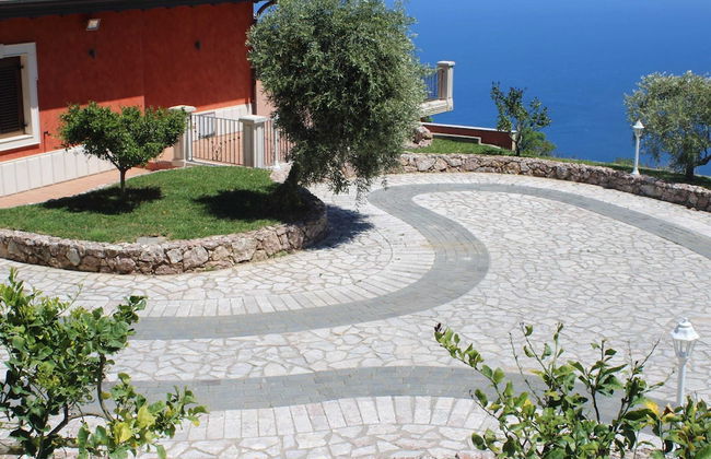 Divine Holiday Home in Giosa Marea with Sauna & Hot Tub - Foto 73