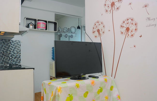 Comfort 1BR with Study Room Menteng Square Apartment - Foto 11