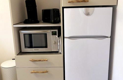 Beau studio avec accès plage, jardin, piscine, tennis, vélos, Netflix - Photo 9