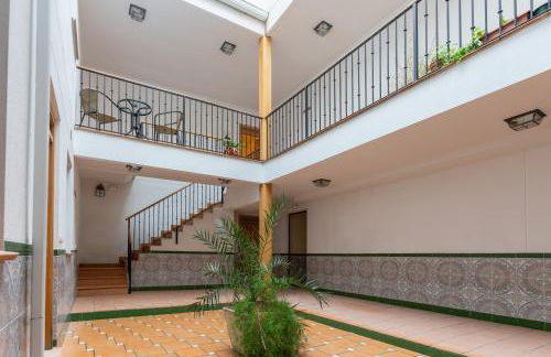 APARTAMENTO PUERTA DE CÓRDOBA- Exterior con balcones - Foto 33