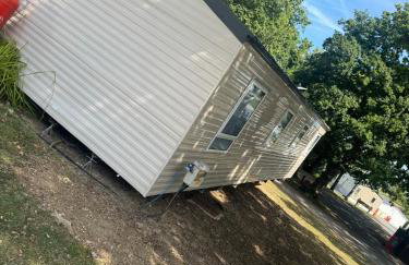 The Squirrel's Nest Stylish Modern Caravan Stay - Foto 15