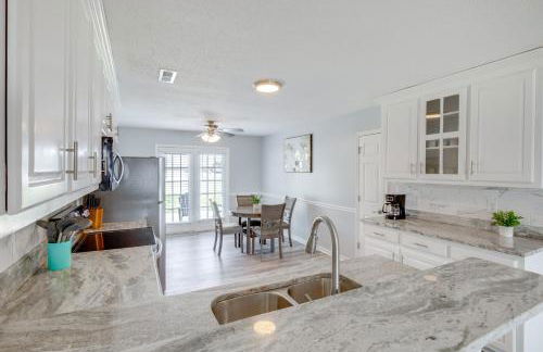 Patio and Spacious Yard Home in Athens - Foto 8