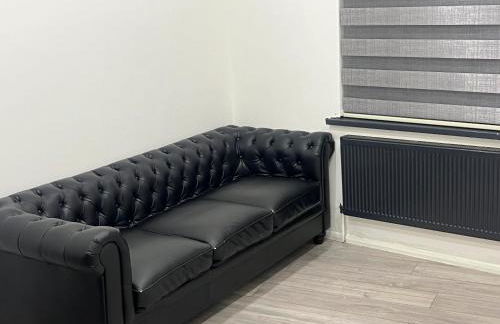 Seaside Escape in Blackpool - Photo 9