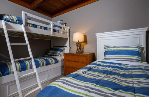 Owls Nest by Simple Life Rentals - Photo 14