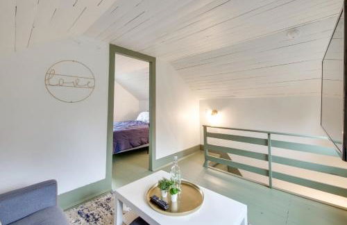 Quaint Winesburg Cottage with Porch and Pond! - Foto 17