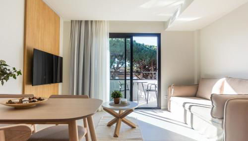 Fels Apartments - Photo 5