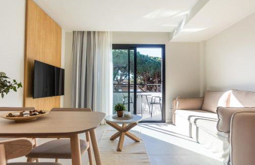 Fels Apartments - Photo 5