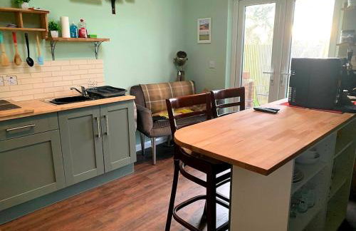 Y Caban-The Cabin-2 Guests-Private Parking-Fast WIFI - Foto 7