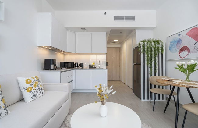 Brand New & Modern Studio JVC - Photo 26