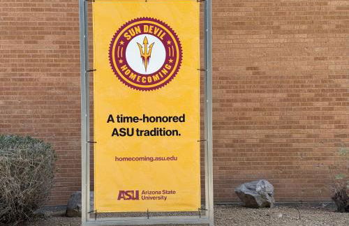 3 Bedroom, 2 Bath Whole House, ASU, Tempe, Scottsdale on Light Rail - Photo 9