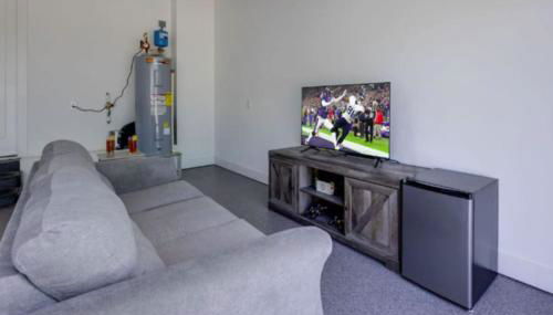 Luxury four-story Home with Rooftop views, 10min to Downtown! Sleeps 12! - Foto 4