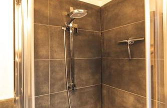 Black Mirror inkl WLAN, Parkplatz - Foto 26