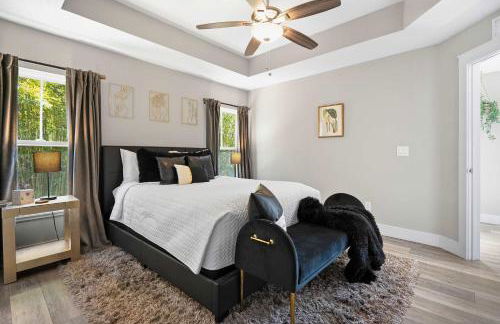 5 Minutes to Beach and Downtown Fire pit Grill - Foto 26