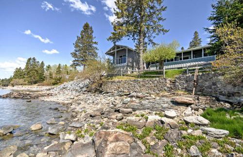 Bayfront Hancock Cottage with Beach Access and Views! - Photo 23