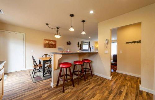 Elk Meadow Cabins 19A Johnny Redwood Suite - Photo 11