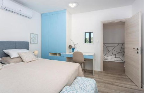 Awesome Home In Lukovo With Sauna - Foto 24