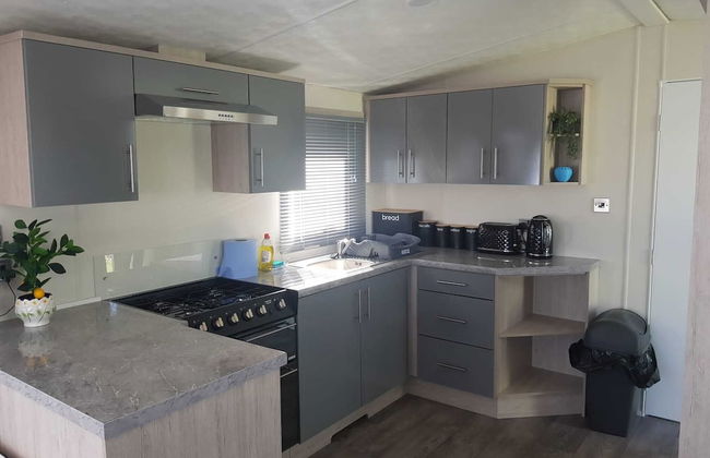 Lodge - Sleeps 8 - Parking, Wifi, - Foto 6