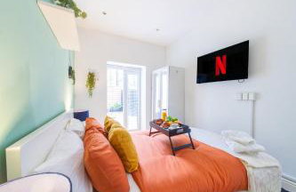 Beautiful 1 Bedroom Apartment with Garden - Clapham Common - Minutes to Central London - Photo 2