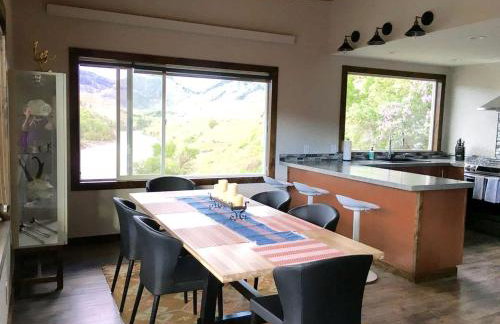 Cozy Cabin Retreat with Stunning Views of Yellowstone National Park in Montana - Foto 15