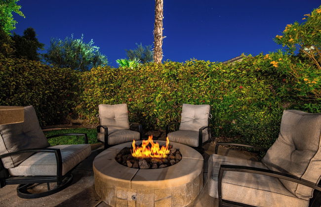 5BR Resort Style Entertainer with Pool, Spa, BBQ - Foto 21