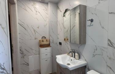 Stauroula & Thomas homes - Foto 9