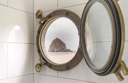 Oceanfront w Direct Beach Access • Game Room • Views Driftaway by AvantStay - Photo 44