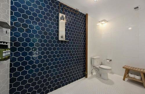 The Architect's Modern Castle - Photo 58