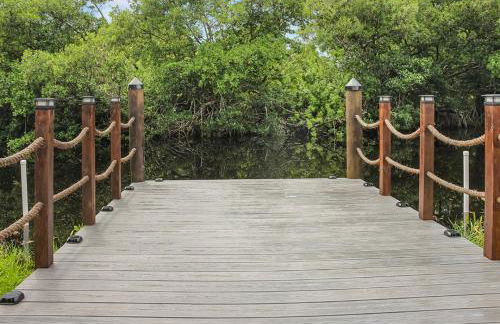 Bring Snacks and Relax! Waterfront, Heated pool, Cribs, Pets, Rods, BBQ - Foto 39