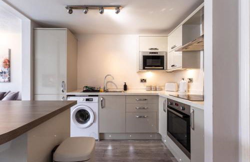 Modern 2 Bed Apartment Near Gatwick - Foto 1