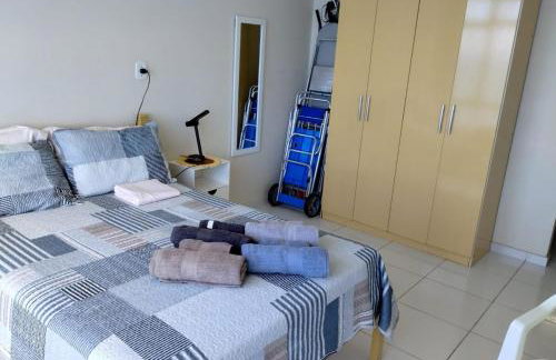 Linda Vista Para o Mar Ótimo Apto Sala e Quarto Completo - Photo 5