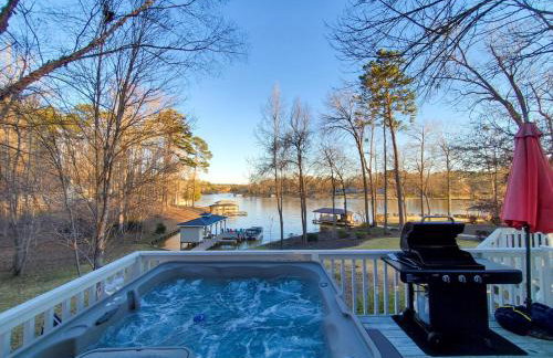 Serene Lakefront Home with Hot Tub and Boat for Rent! - Foto 18