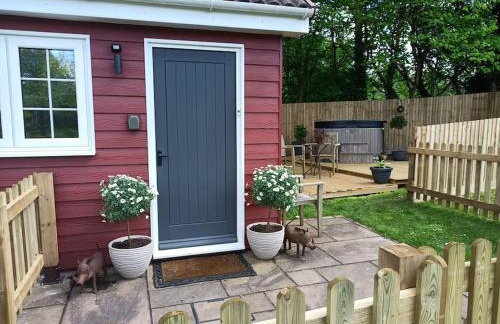 Idyllic with Stream - Hot Tub - Pet ok- Walk 2 Pub - Foto 15