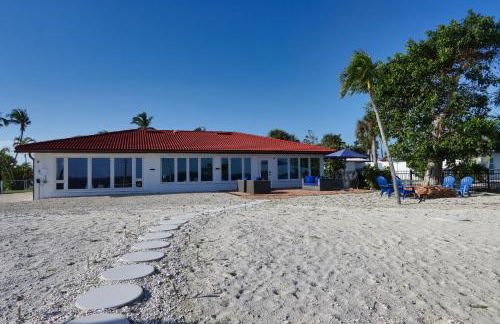 Stunning Waterfront Home with Southeast Bay Frontage - Villa Cuquita - Foto 23