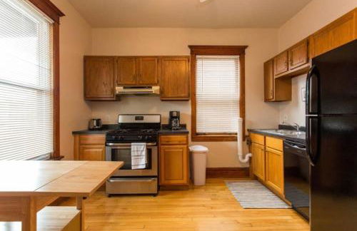 Wrigley Oasis! Steps from the Field! - 3BD 1BA - Foto 26