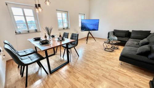 Modernes Apartment mit Blick zur Elbe - Foto 1