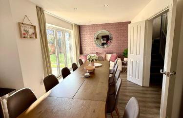 Elysian Escape, modern 5 bedroom house - Photo 21