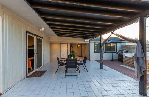 New Midtown Modern Studio With Backyard (Unit B) - Foto 15