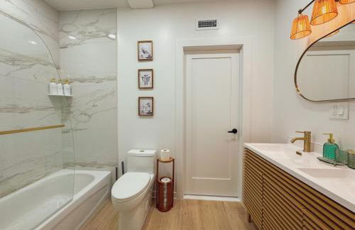 Elegant 3BR 2BA Entire Apartment Short Walk To The Beach Heart Of Wildwood - Foto 12