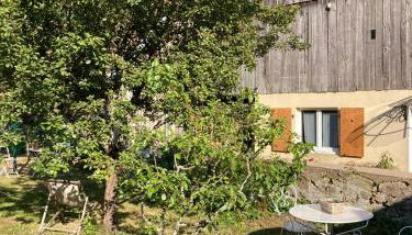 Gîte du Hibou - jolie dépendance sur verger - Photo 5, Garden, Garden view