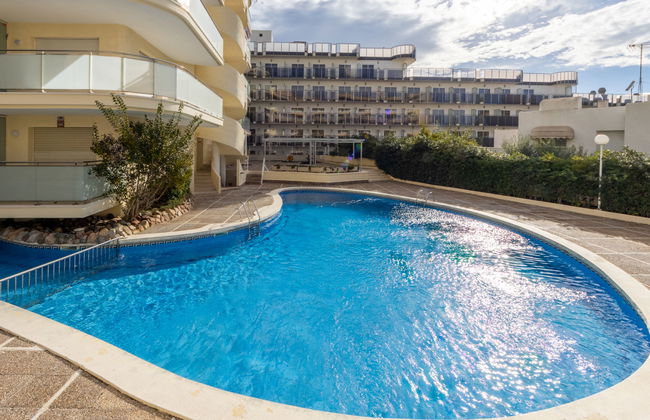 1 bedroom Apartment in Salou with swimming pool and terrace - Photo 1